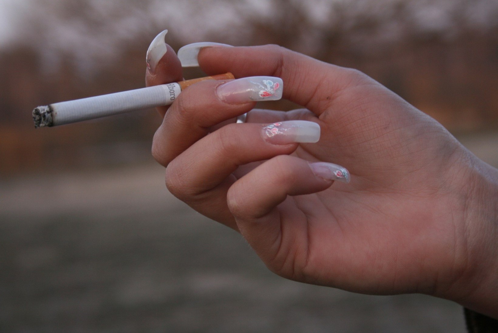 Rasedana suitsetamine keerab lastelaste tervise kihva