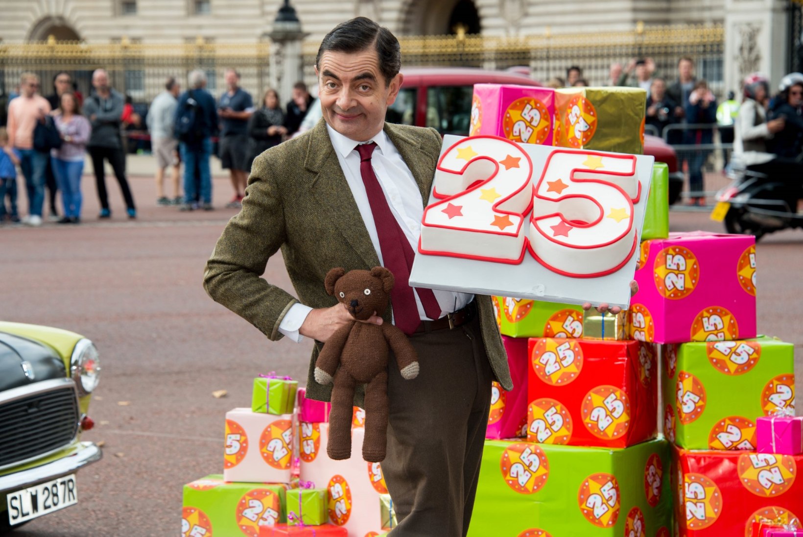 25 aastat Mr. Beani! Rowan Atkinson tähistas seda trikiga