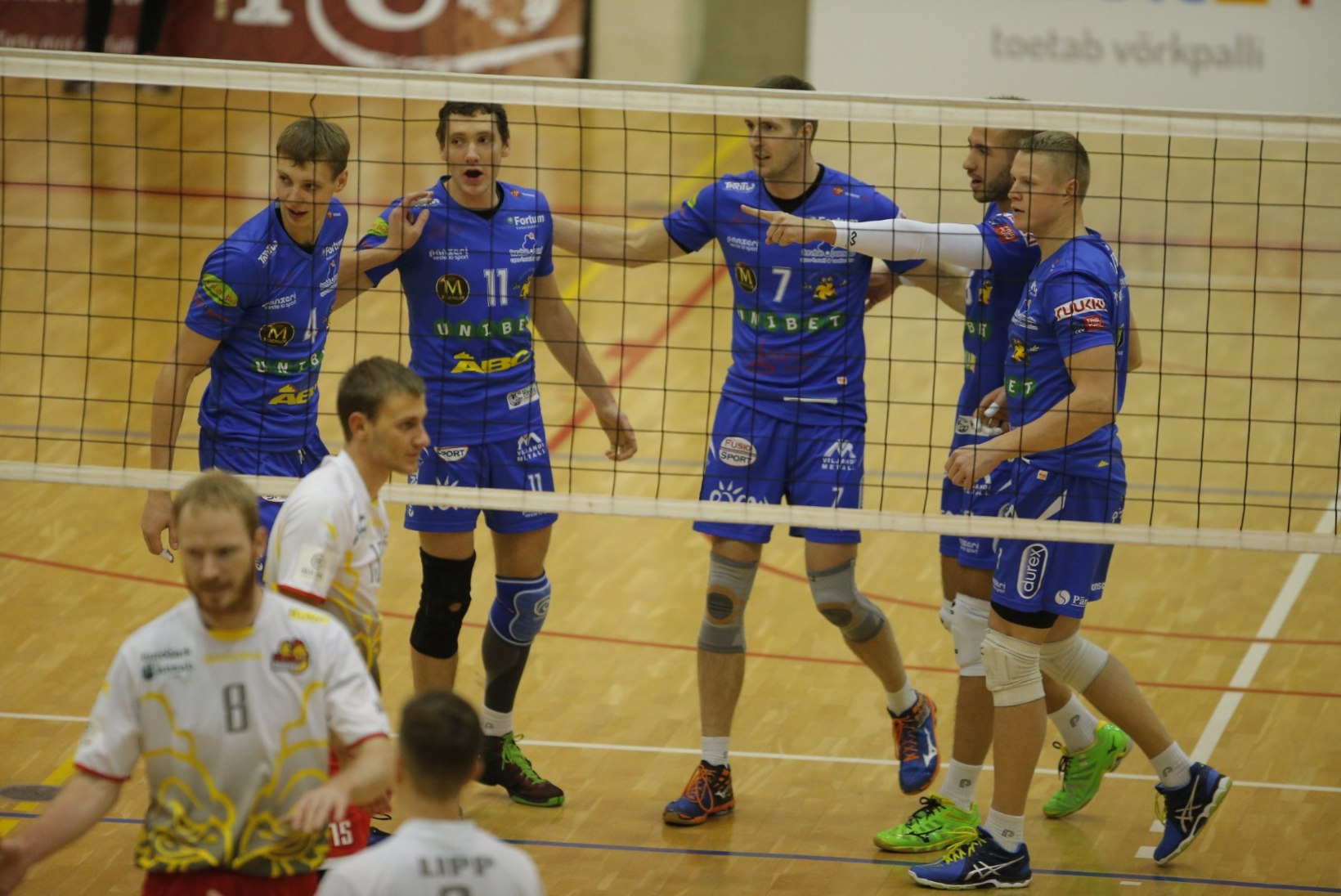 GALERII | Selver tuli liidrite duellis välja 0:2 kaotusseisust ja alistas Pärnu