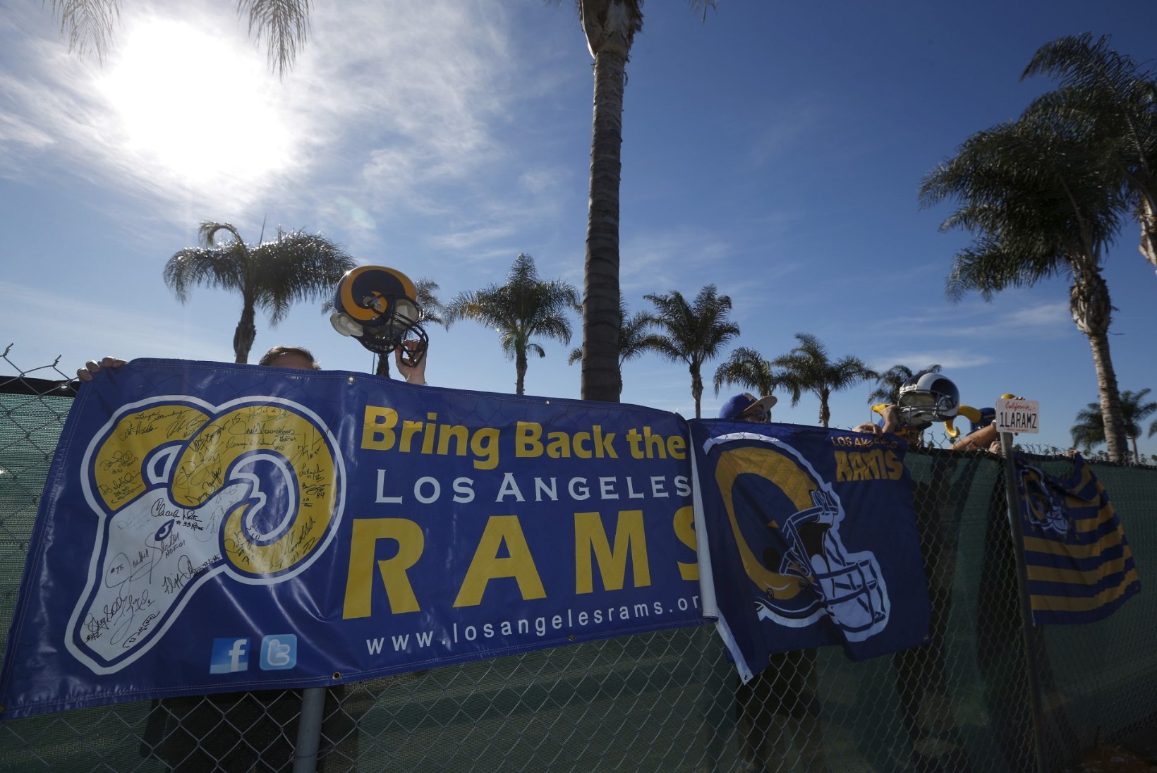 Los Angelesse koliv NFLi klubi peab maksma üheksakohalise trahvisumma