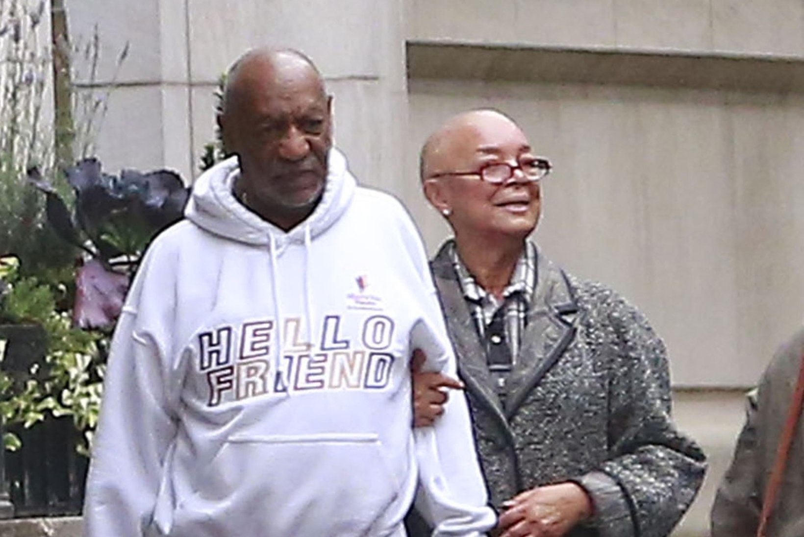 Cosby naine peab kohtus tunnistusi andma