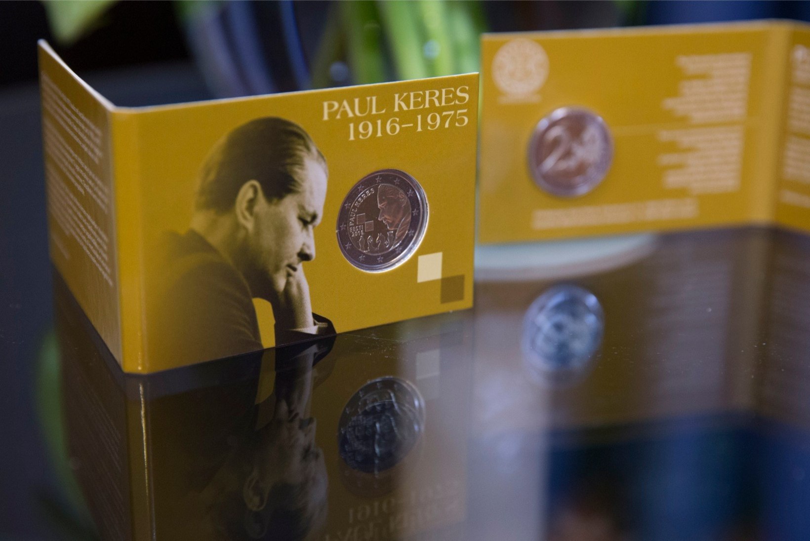 GALERII | Paul Keres jäädvustati 2-eurosele mündile ja postmargile