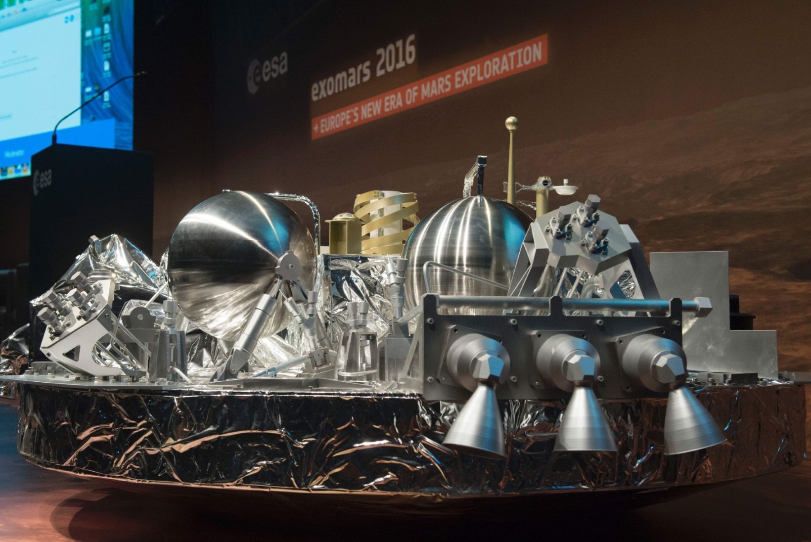 Euroopa kosmoseseagentuur:  Schiaparelli heitis oma pidurduslangevarju liiga vara ära