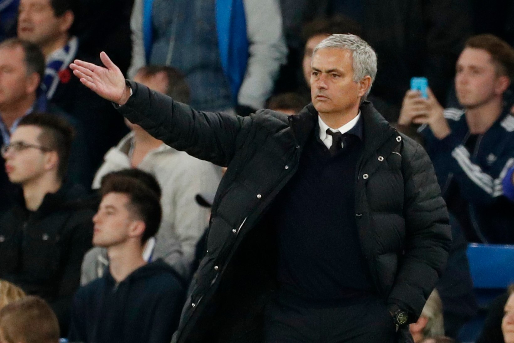 Oh, Mourinho! Manchester United lasi Chelseal taguda neli vastuseta kolli!