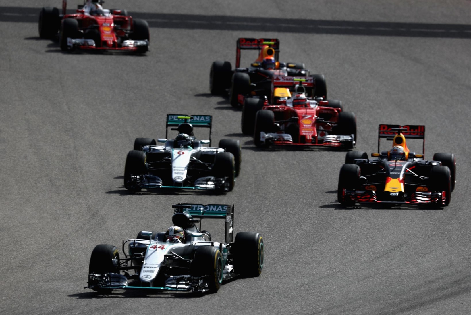 Verevaene USA GP: Hamilton juhtis algusest lõpuni, action'it minimaalselt