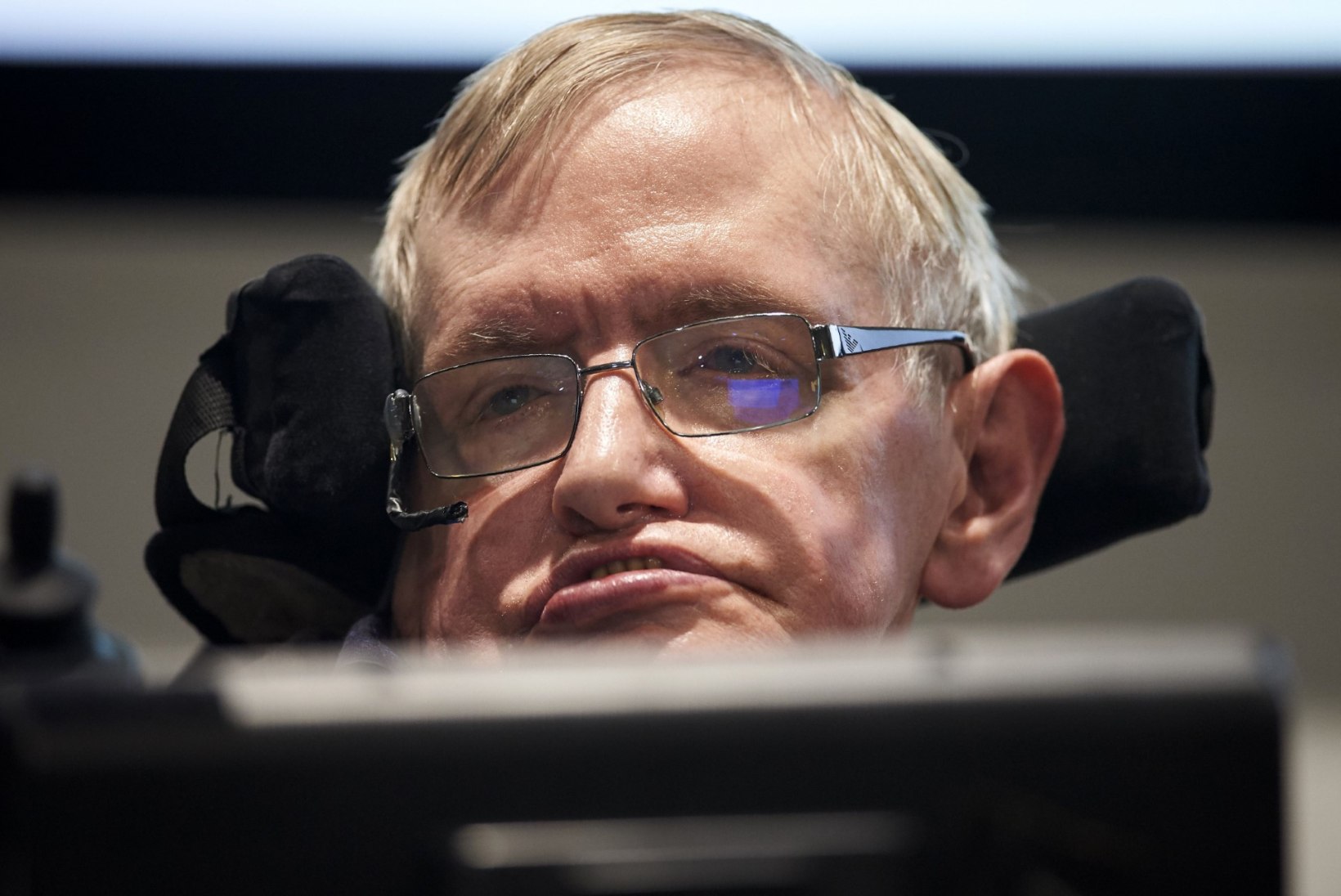 Stephen Hawking: inimkond hukkub tuhande aasta pärast