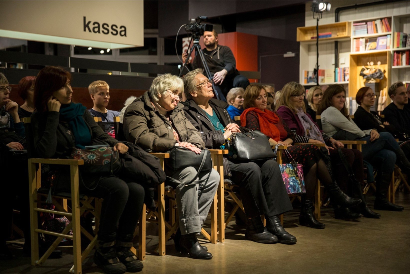 FOTOD | Eesti nõukaaegsed hitid jõudsid kahes keeles plaadile