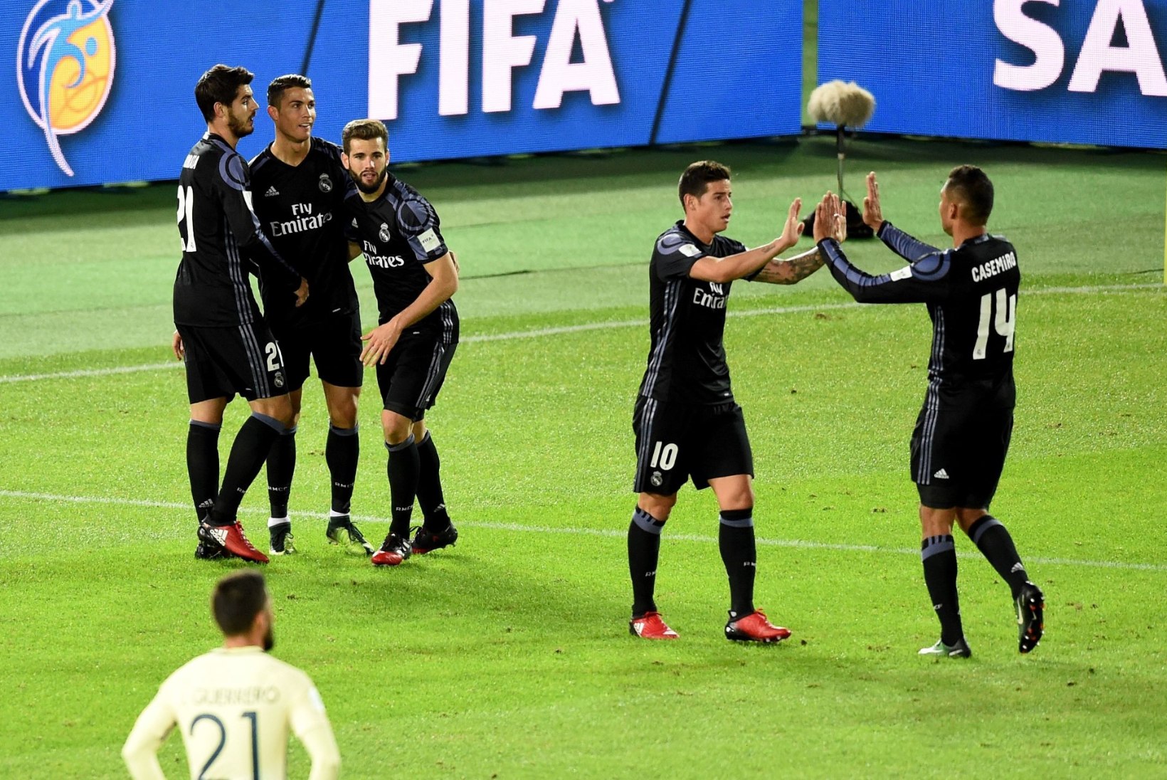 Madridi Real jõudis üleajal löödud väravate abil klubide MMi finaali