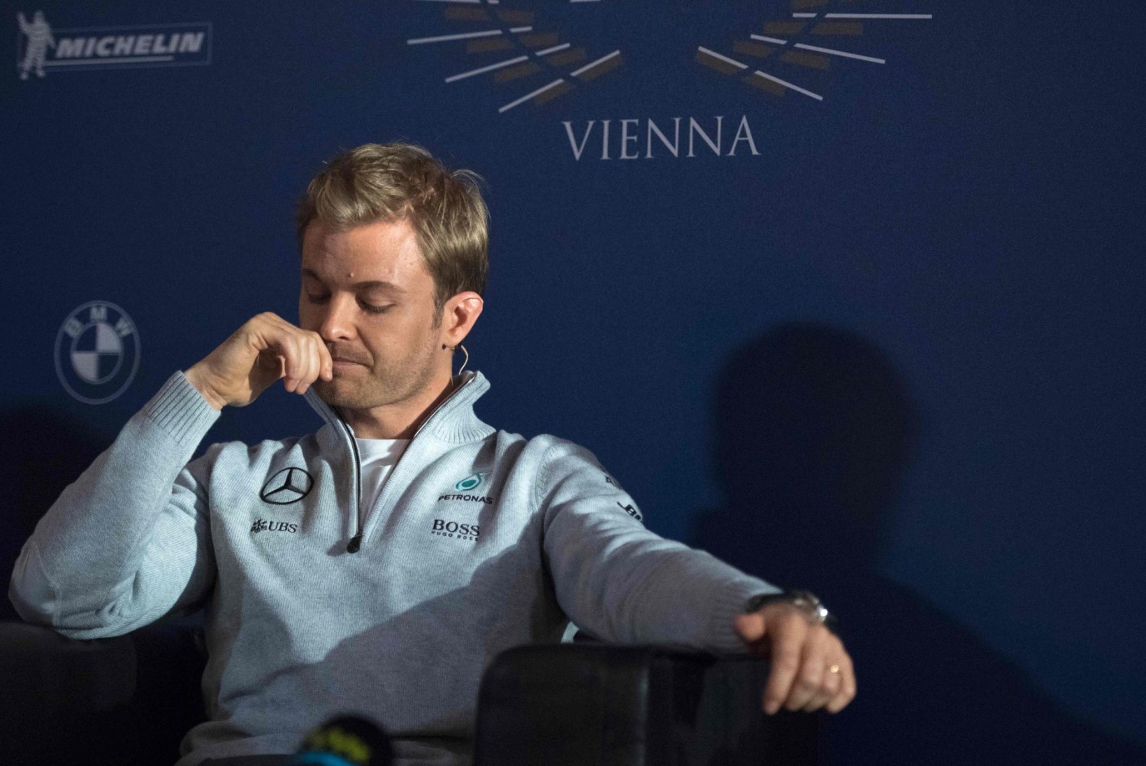 TWITTERIMÖLL | Fännid on Rosbergi loobumisest šokeeritud