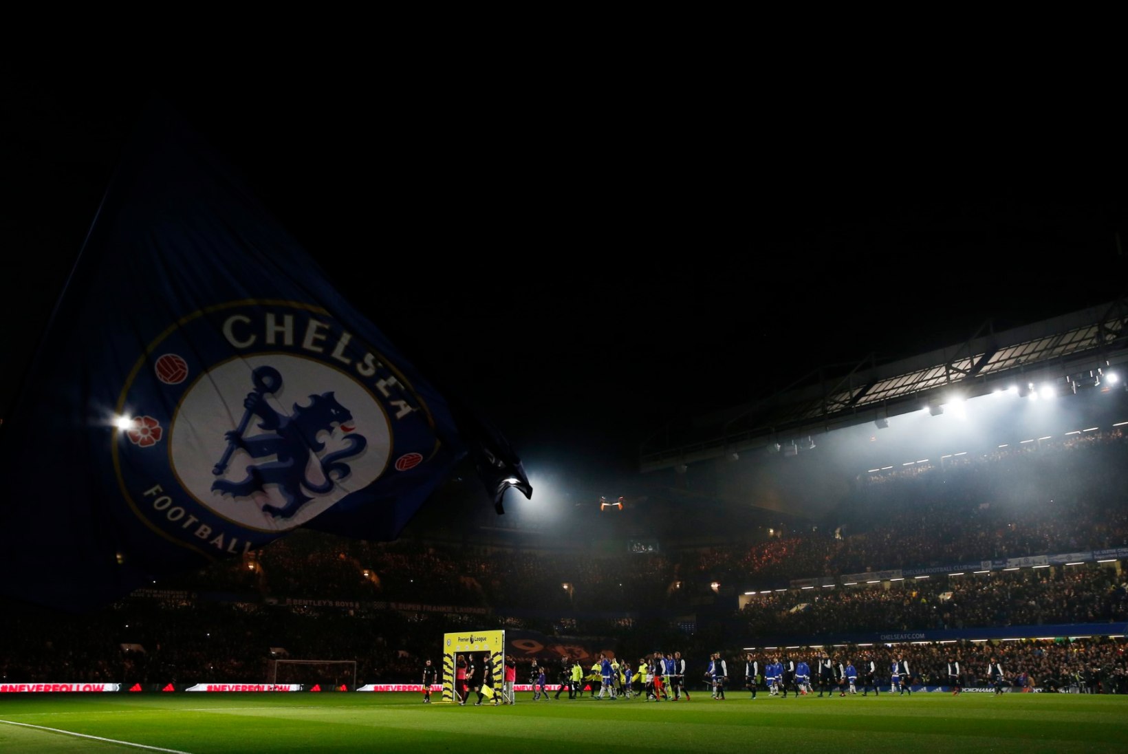 Chelsea maksis klubi töötaja poolt seksuaalselt ära kasutatud mängijale vaikimise eest 50 000 naela