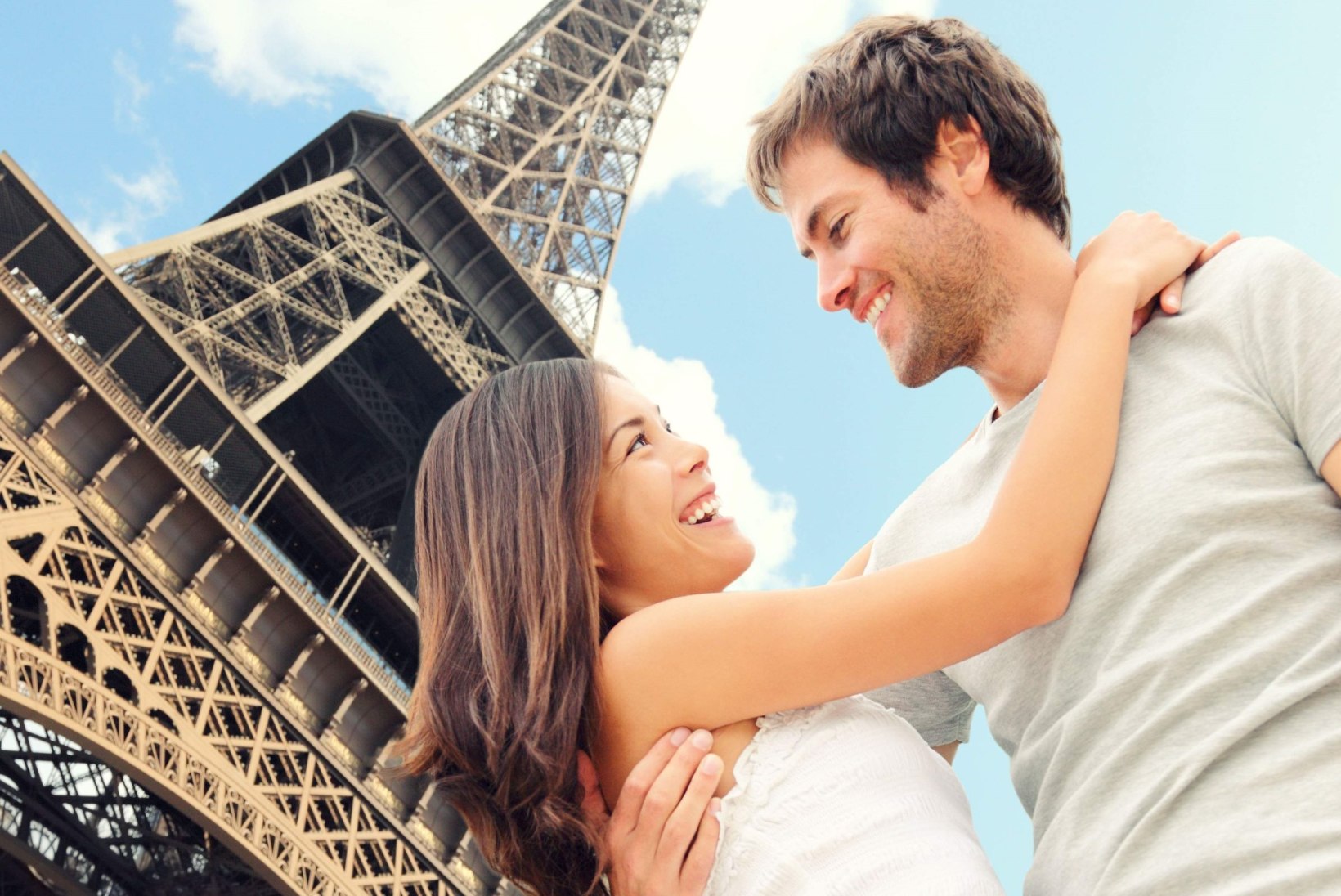 Noorte unistused: suudelda Eiffeli tornis ja näha Giza püramiide