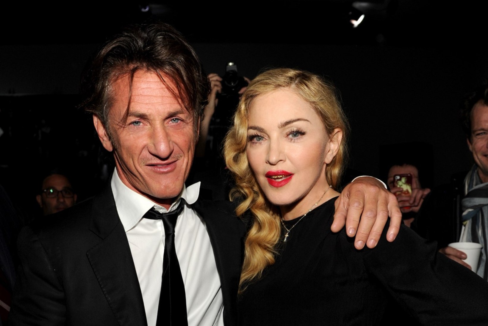 Madonna on valmis 150 000 dollari eest oma eksmehega abielluma