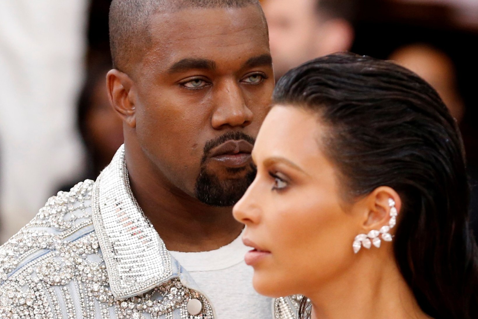 Ajakiri: Kim Kardashian tahab Kanyest lahutada