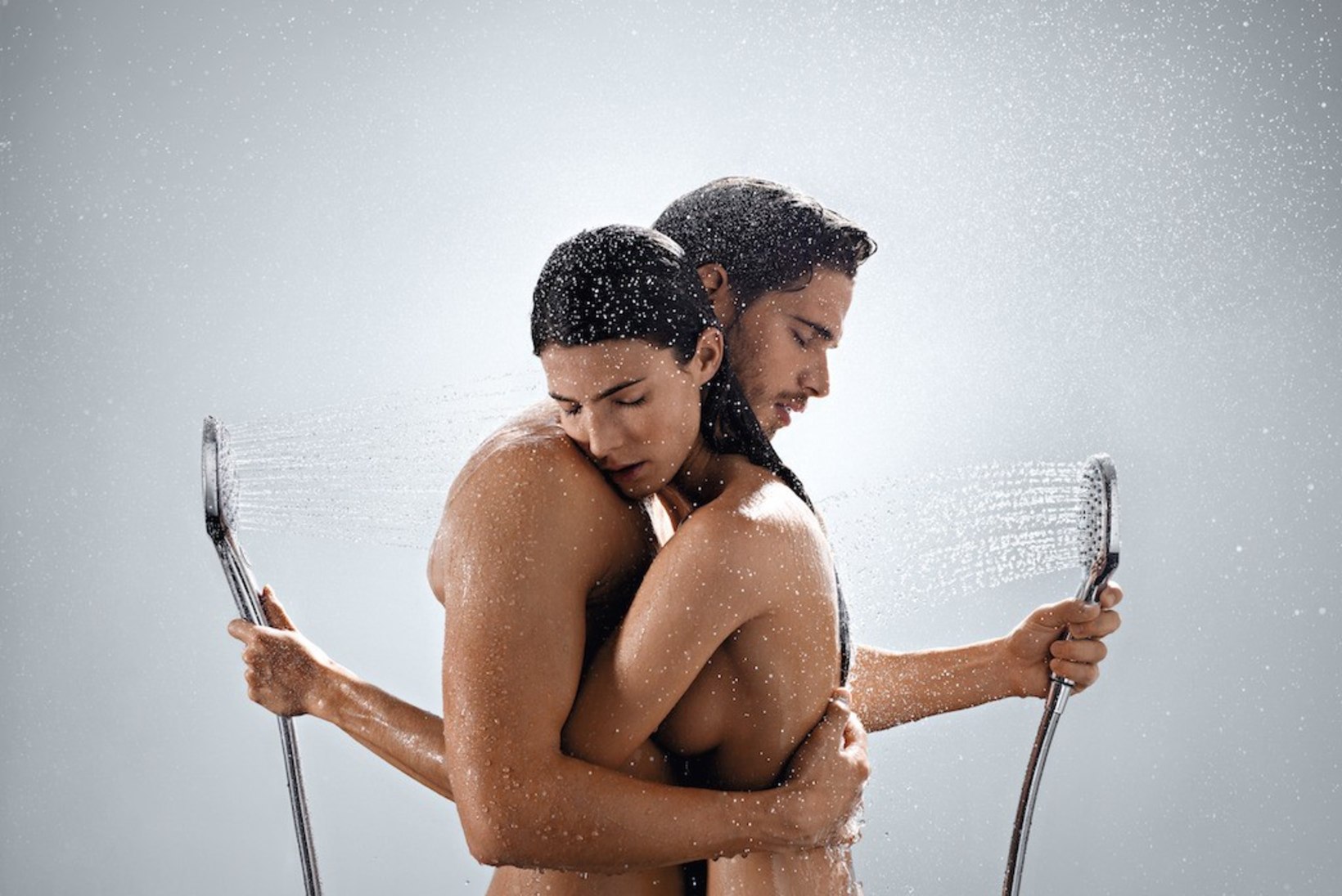 VÄRSKE KÜSITLUS: 47% inimestest käib koos partneriga duši all