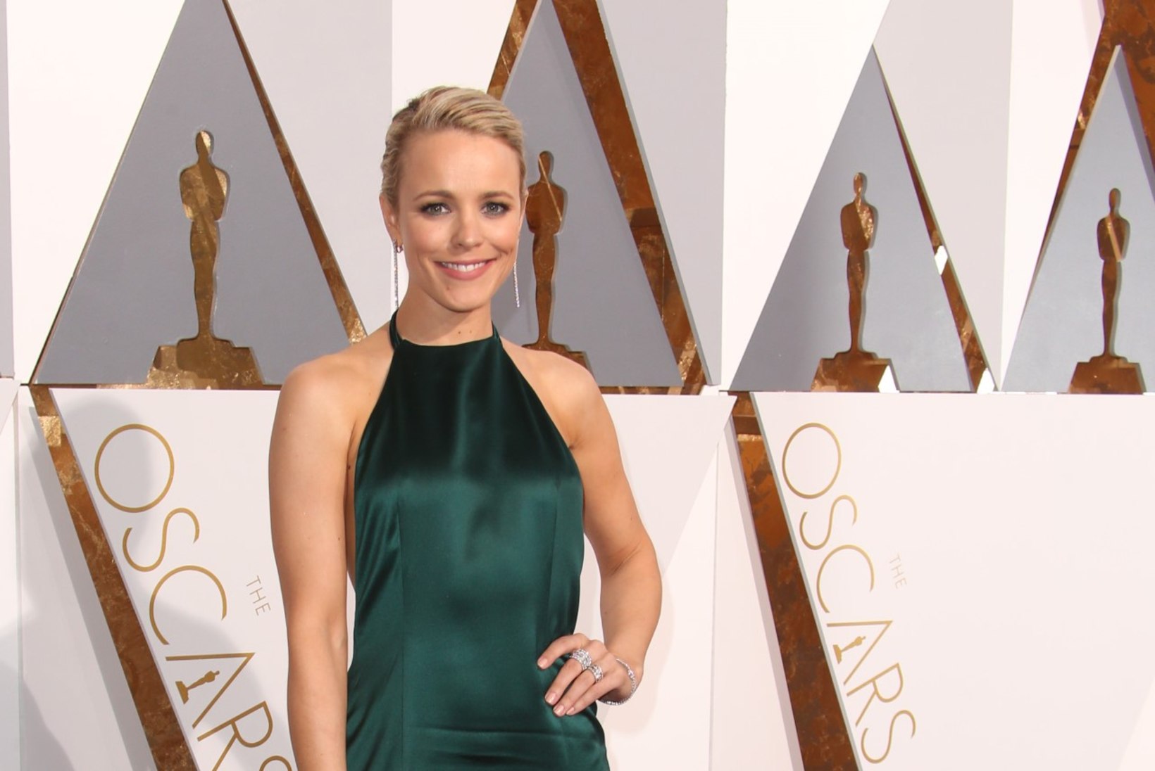 GALERII | Nemad astusid Oscari-gala kleidivalikuga korralikult ämbrisse!