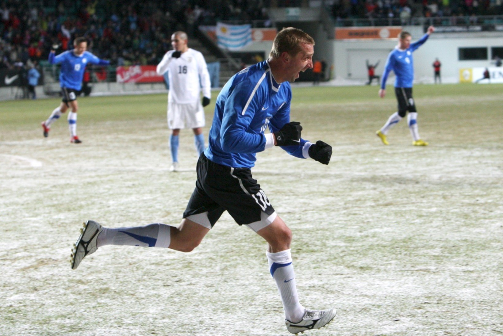 GRAAFIK | Kuidas on Eesti jalgpallikoondisel märtsikuus läinud?