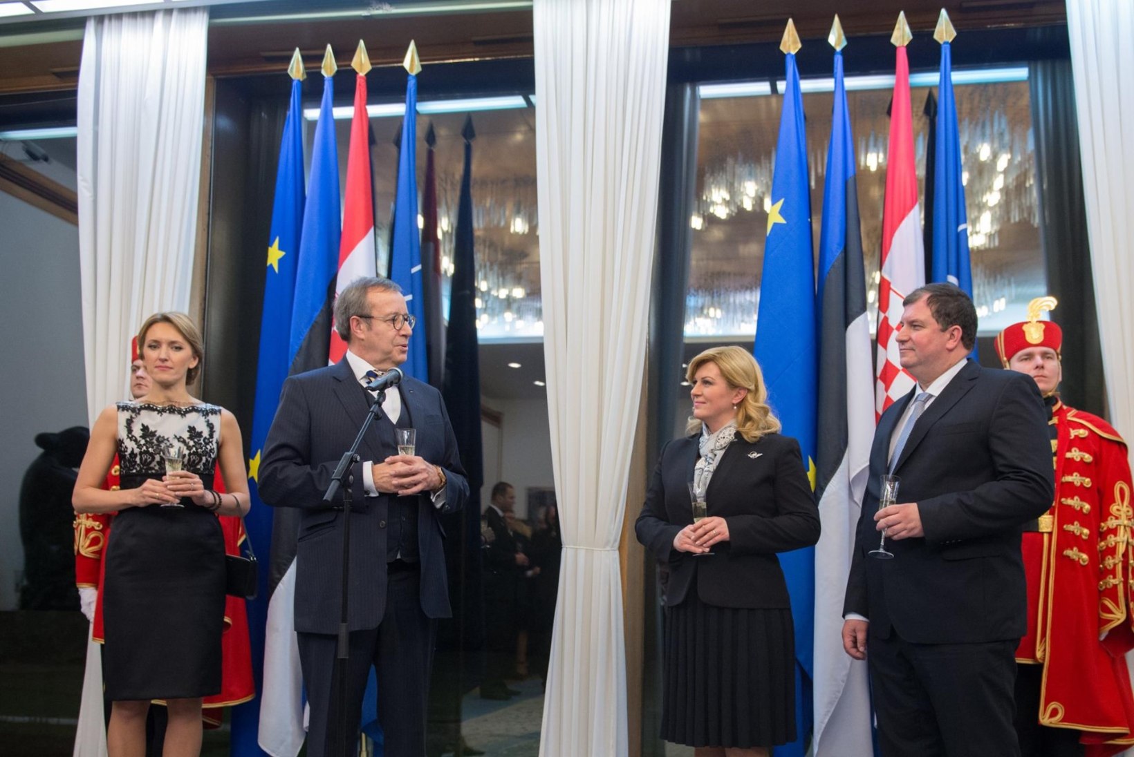 GALERII | Presidendiproua Ieva Ilves näitas Horvaatia visiidil tõelist glamuuri ja elegantsi