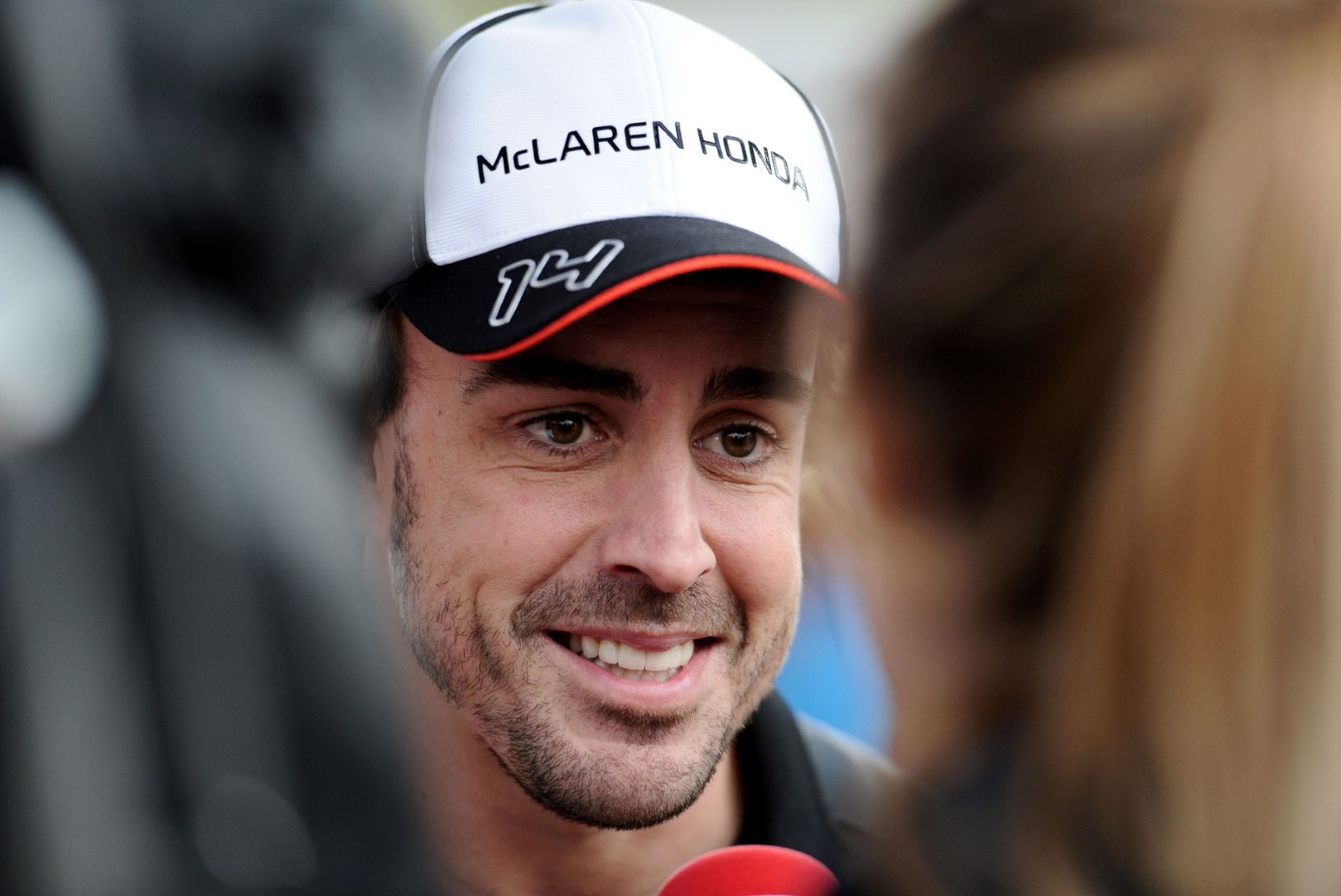 VALUS HOOP! Austraalia GP-l hirmuäratava avarii üle elanud Alonsot ei lubata Bahreinis starti  