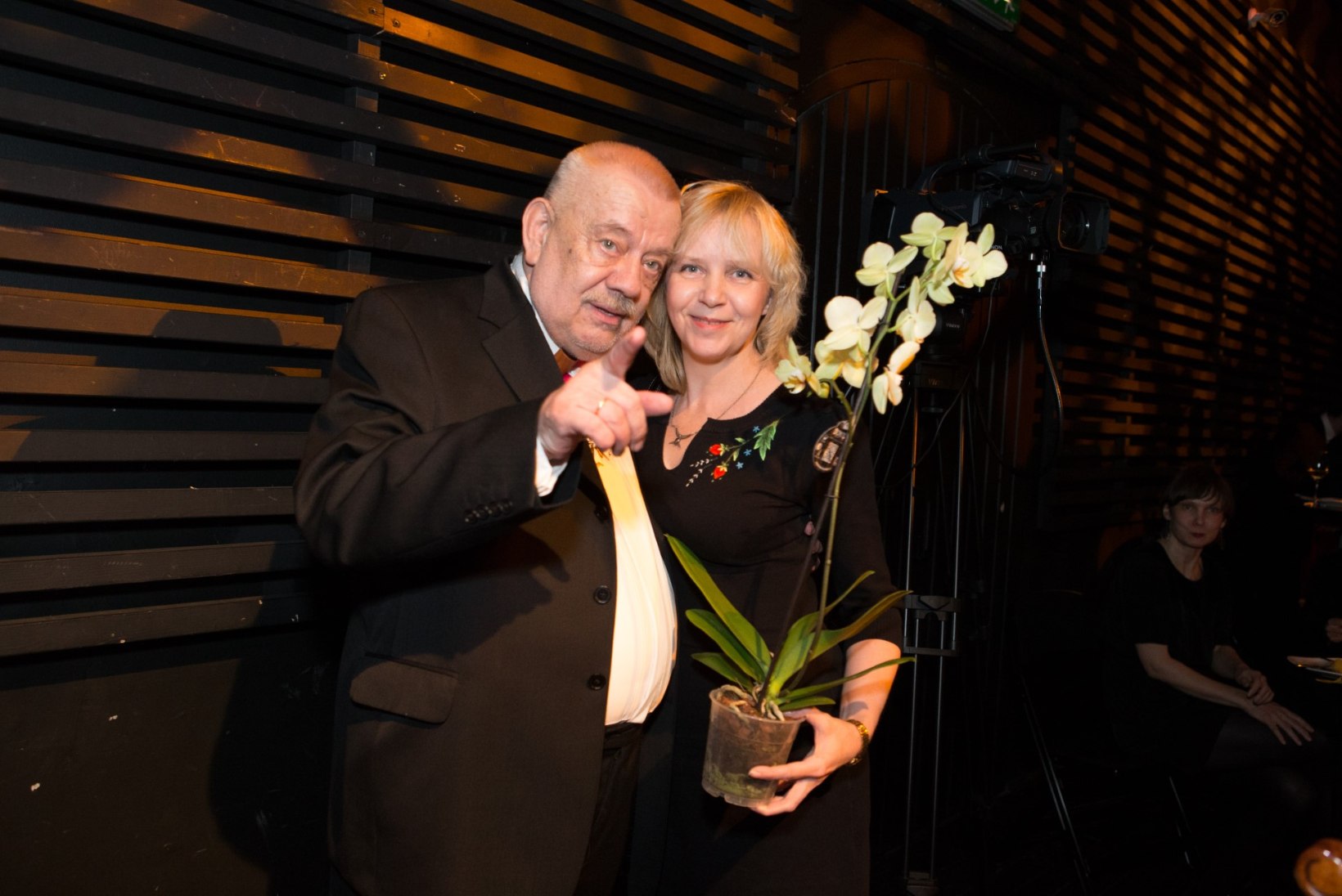 GALERII | PALJU ÕNNE! Kalju Komissarov tähistas Rakvere teatris 70. sünnipäeva
