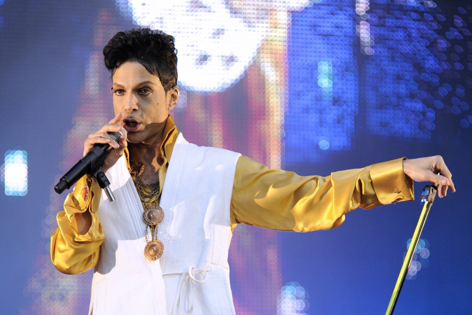 Pilguheit multitalent Prince'i kirevale elule