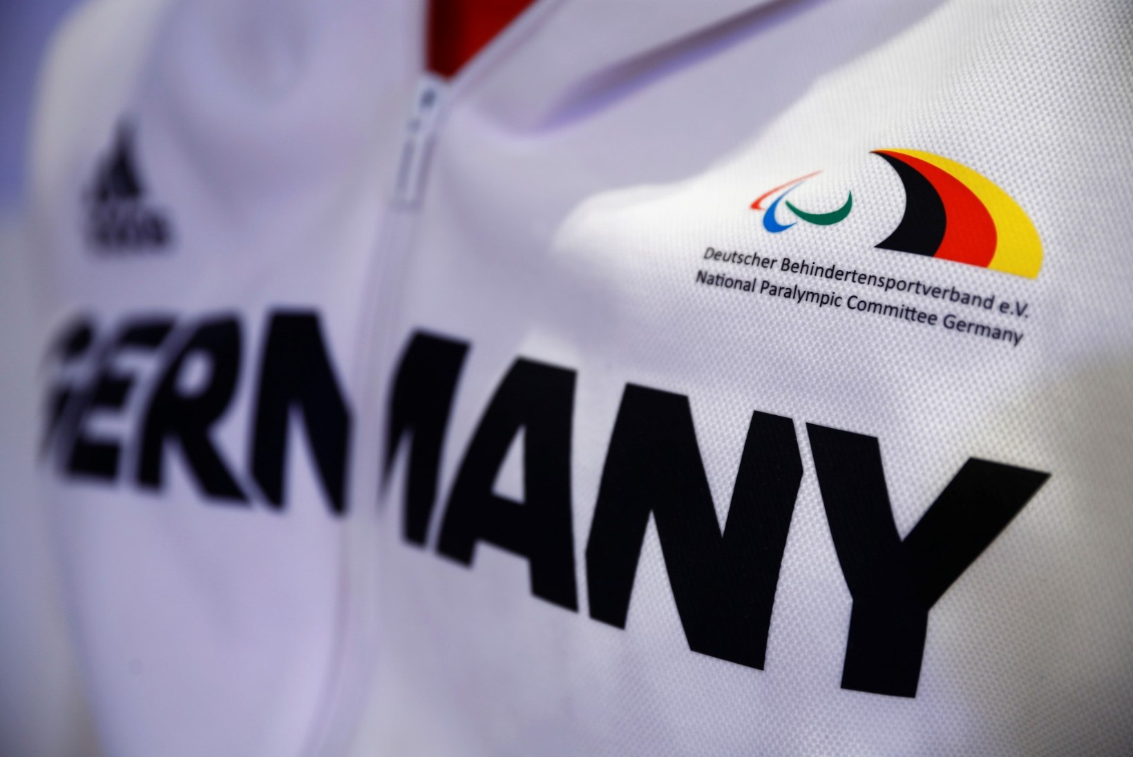 VÕRDLE! Saksamaa Rio olümpiariided on kui Eesti Londoni kollektsioonilt maha joonistatud!