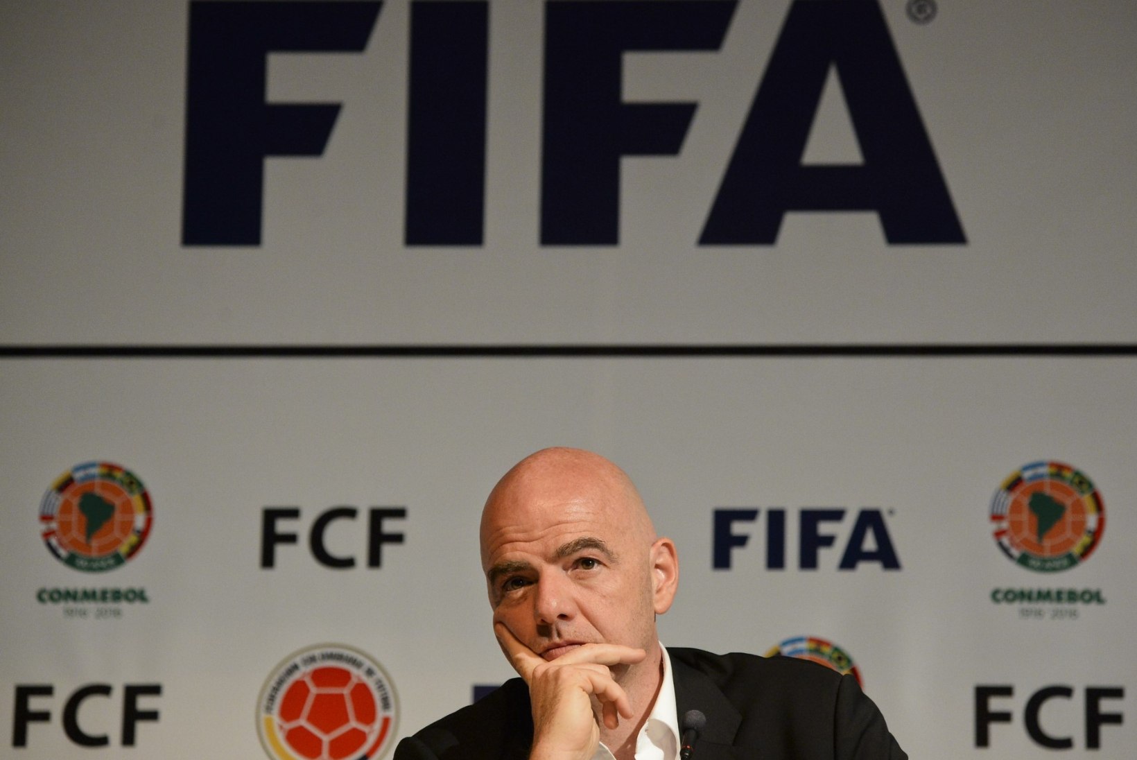JUBA JÄLLE! FIFA verivärske president peab tõrjuma korruptsioonisüüdistusi
