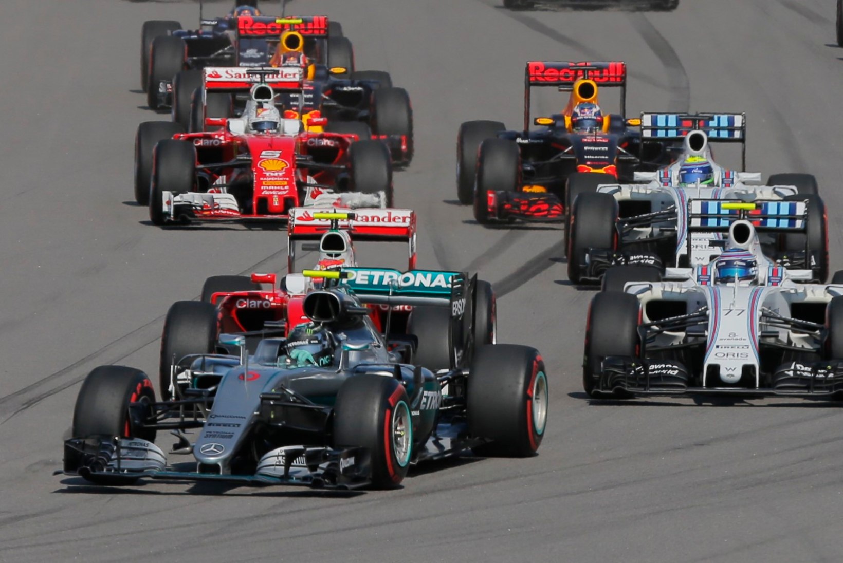 NII SEE JUHTUS | Sotši GP: Nico Rosberg kasvatas vahe Hamiltoniga 43 punktile...
