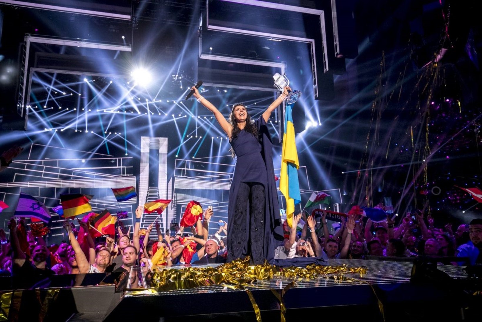 Eurovisioni võitja Jamala: kuulasin oma etteasteks valmistudes filmi "Schindleri nimekiri" nimilugu ja soovisin, et minu laulus oleks samasugune jõud