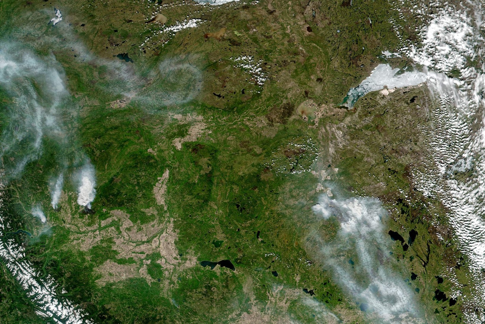 Kanadas on tulest haaratud üle 500 000 hektari maad