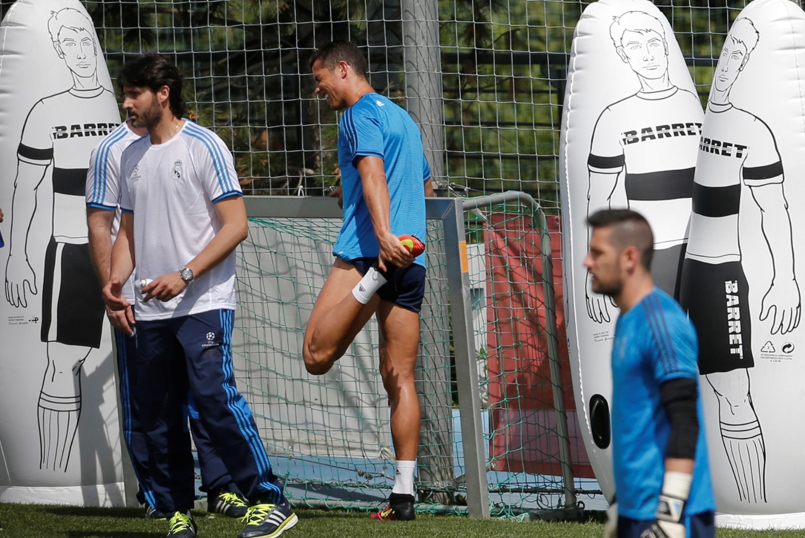 GALERII ja VIDEO | OH HÄDA! Ronaldo sai Meistrite liiga finaali eel viga. Zidane: Ma ei muretse!