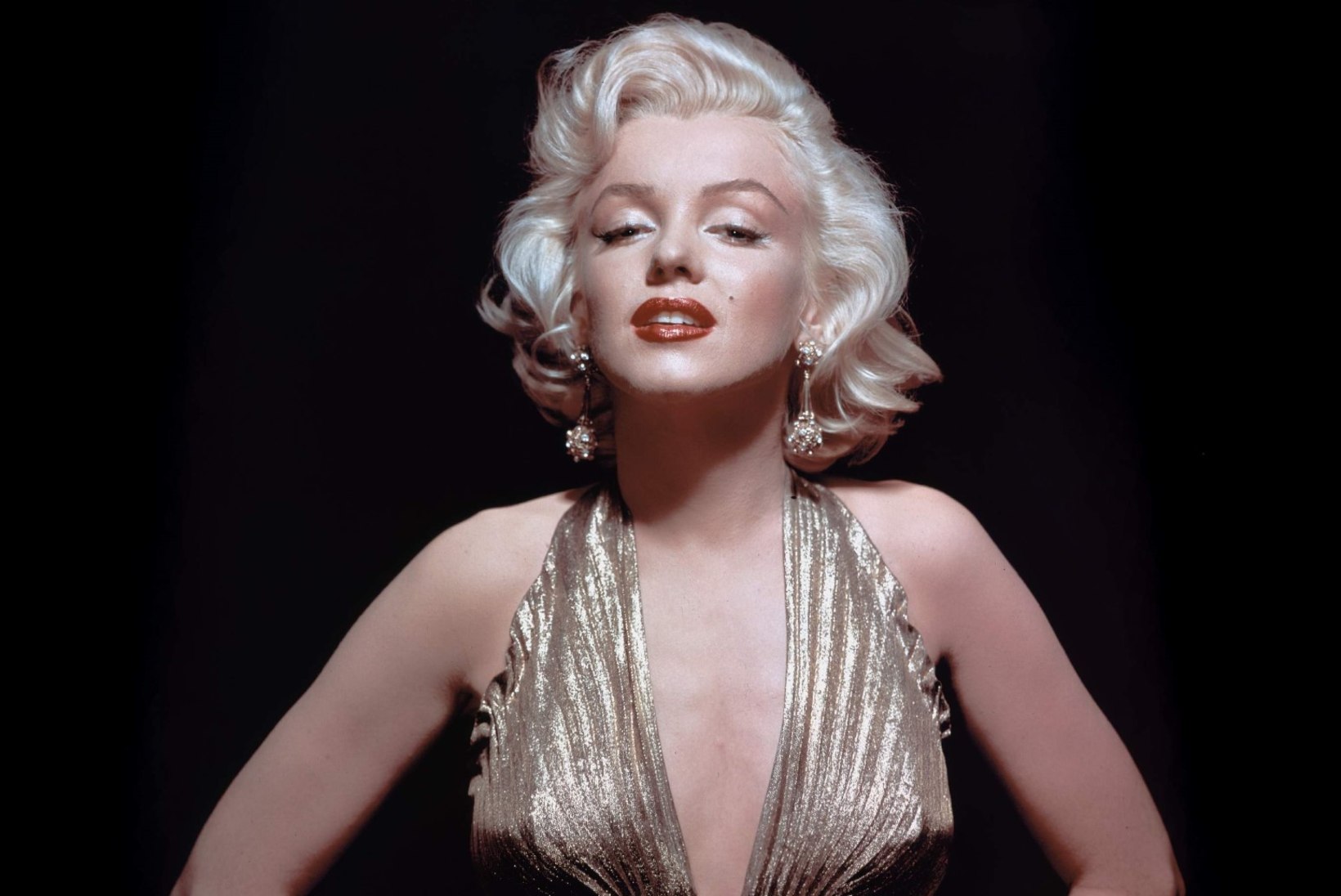 60 AASTAT TRAAGILISEST PÄEVAST: kas Marilyn Monroe tõepoolest mõrvati?