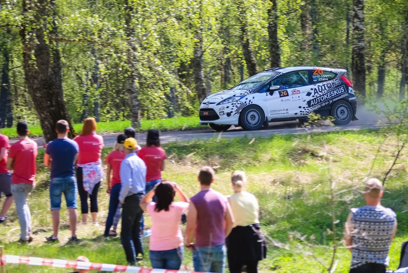 Oliver Ojaperv ja Jarno Talve võitsid Baltic Rally Trophy avaetapi Lätis