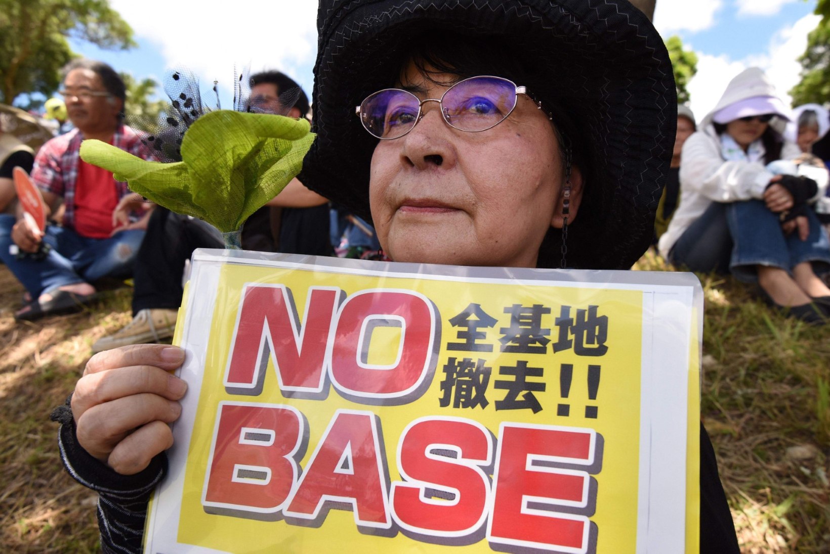 Okinawal marsiti USA baaside vastu
