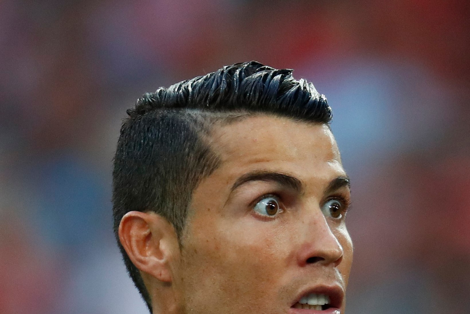 GALERII | Emotsioonide virvarr! Cristiano Ronaldo sobiks edukalt ka teatrilavadele!