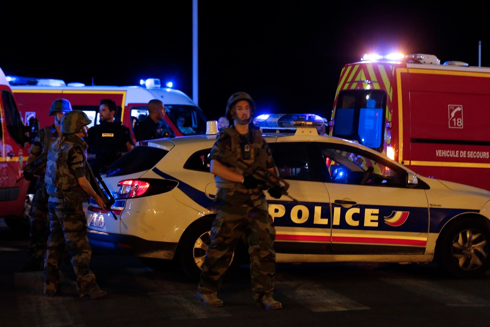 TERRORIRÜNNAK | Prantsusmaal kihutas veoauto rahvasse, hukkus vähemalt 84 inimest, viga sai kaks eestlast