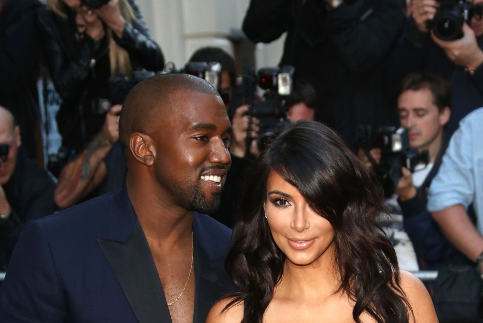 TÜHINE NAINE MAAILMA TIPUS: milles küll peitub Kim Kardashiani menu saladus?