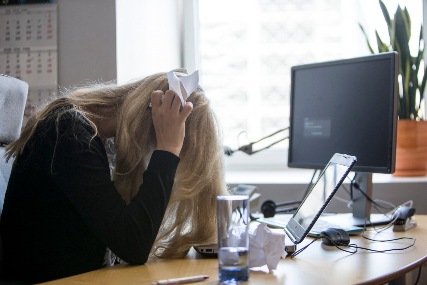 PSÜÜHIKAHÄIREGA NAINE: kui tööle lähen, siis muudavad stress ja pinge haiguse hullemaks