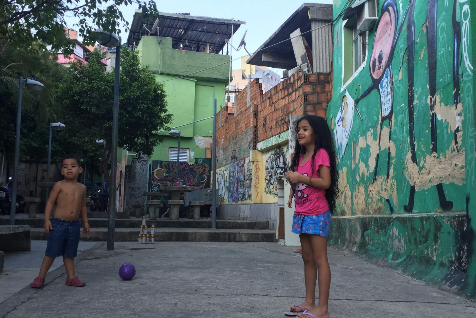 REPORTAAŽ | Elu kurikuulsas favela’s: joogivett ja elektrit ei ole, aga sambarütm hoiab hinge helisemas
