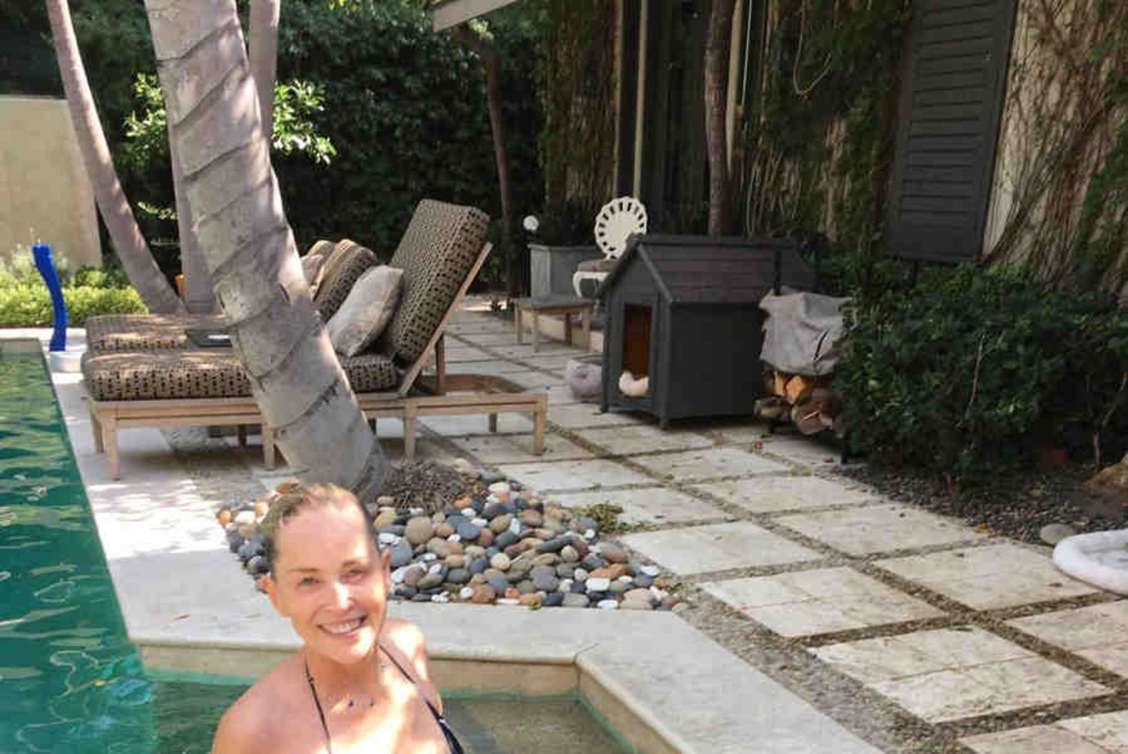 FOTOD | Sharon Stone (58) on bikiinides sire kui 20aastane! 
