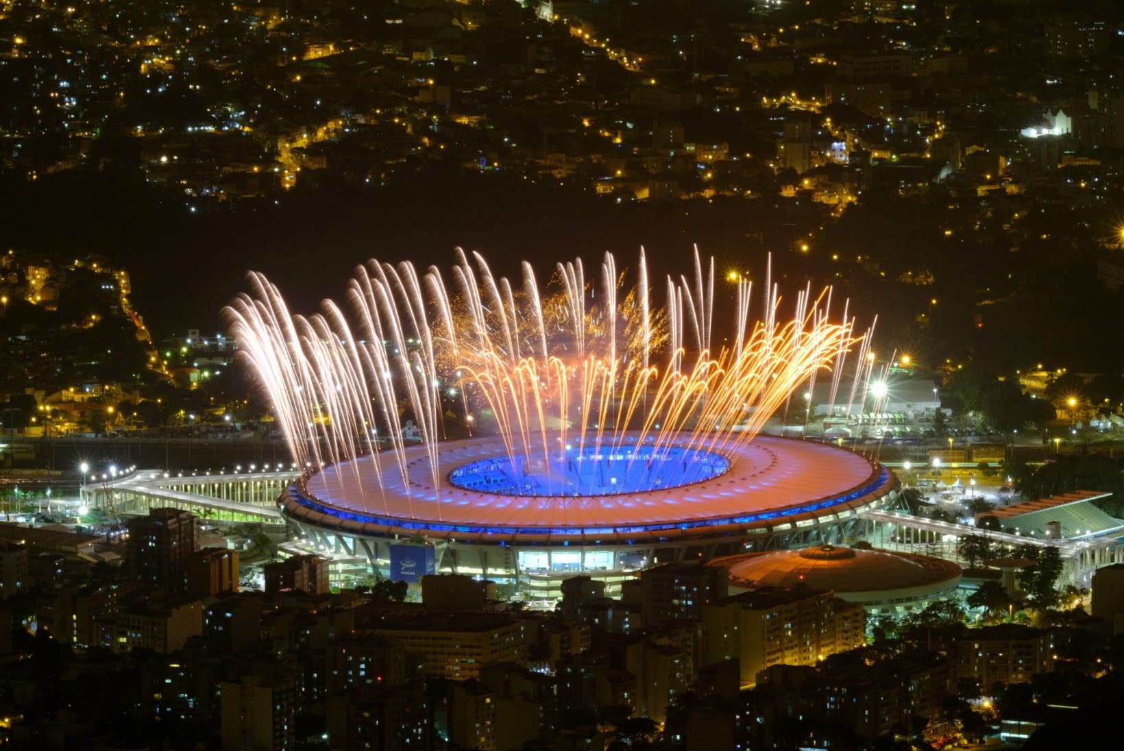 ÕL RIOS | Pidu masu ajal ehk Rio olümpia avatseremoonia
