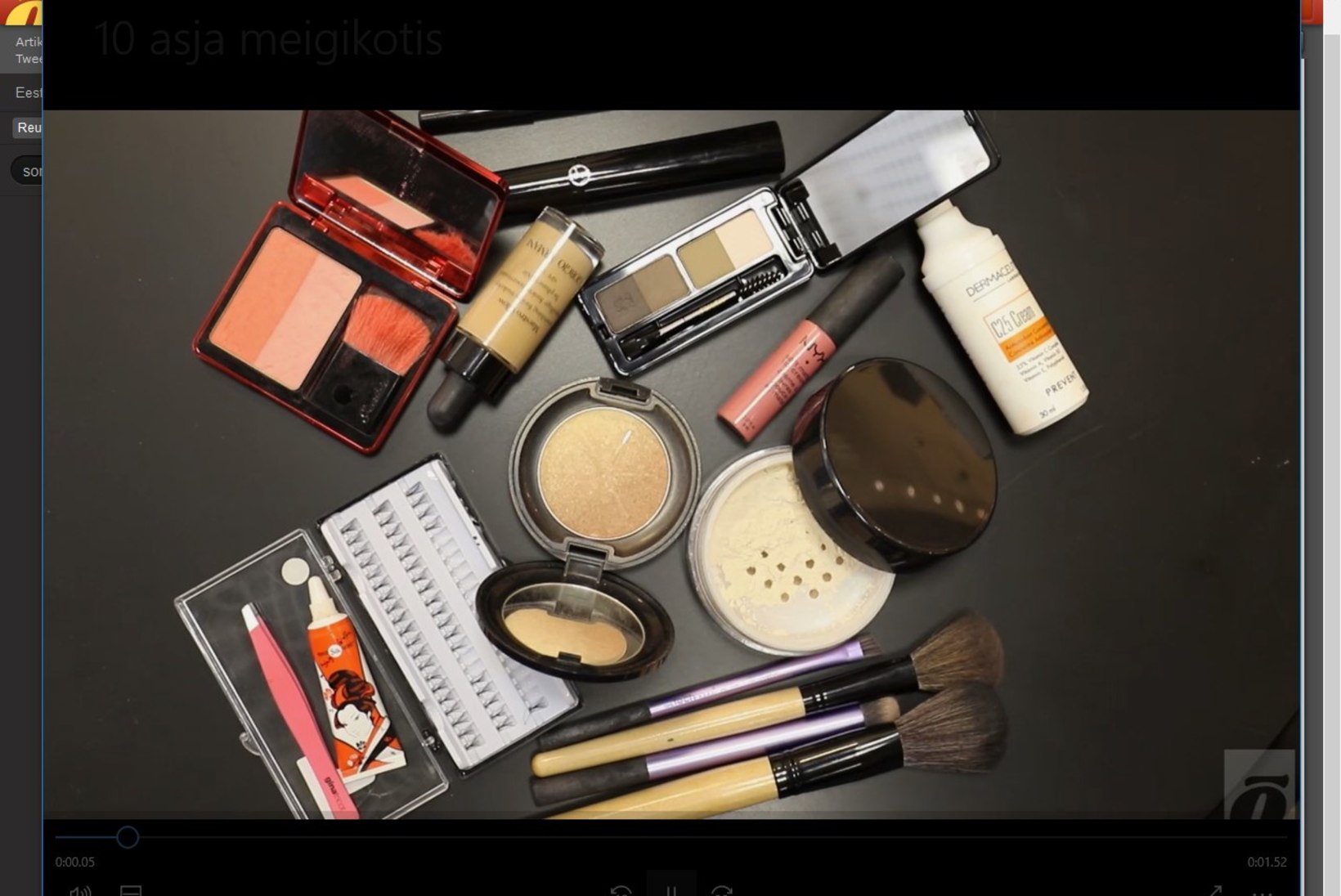 ILUKOOL | Millised on need 10 asja, mis kindlasti peavad kosmeetikakotis olema?