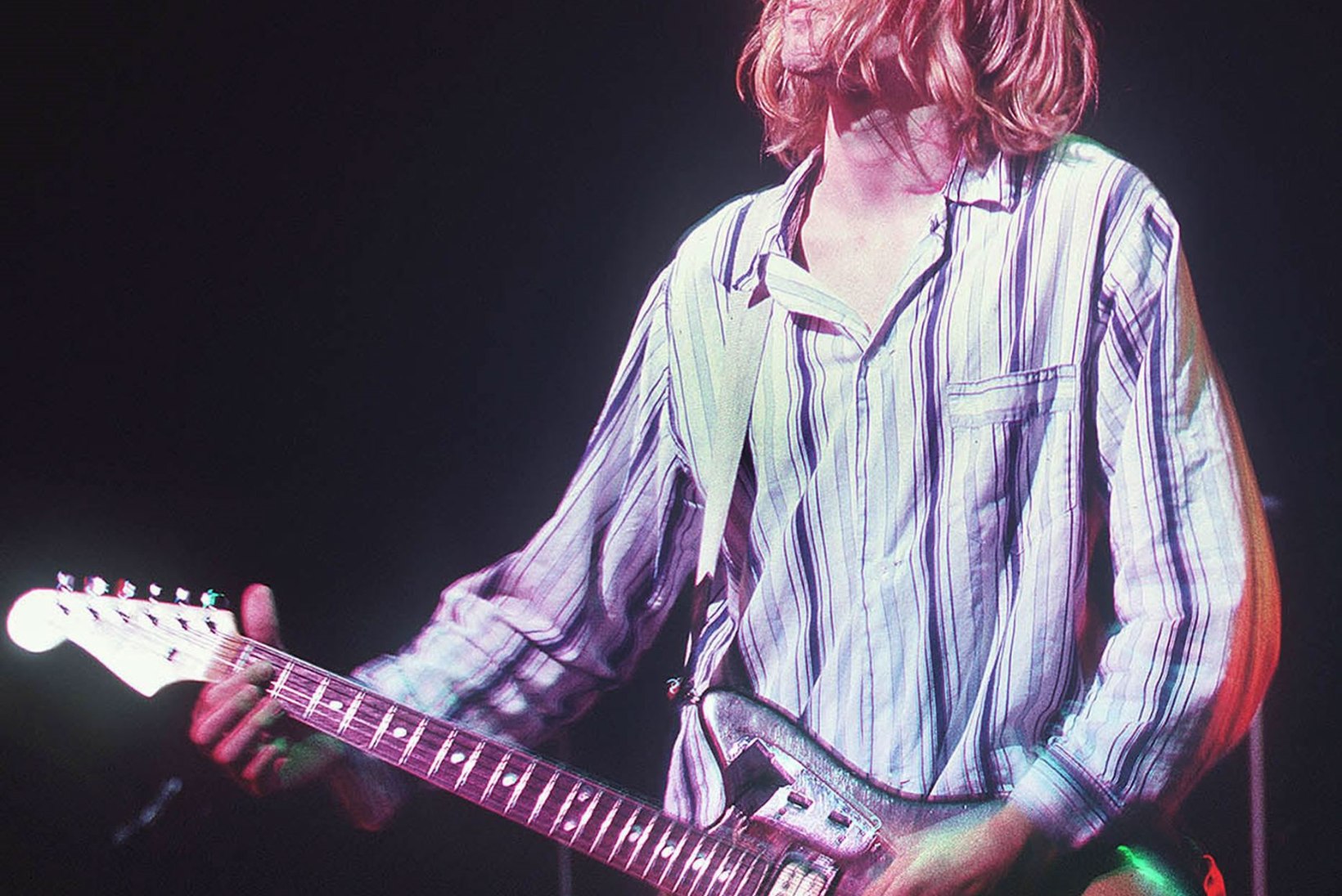 Kurt Cobain on elus ja laulab Peruu televisioonis?!