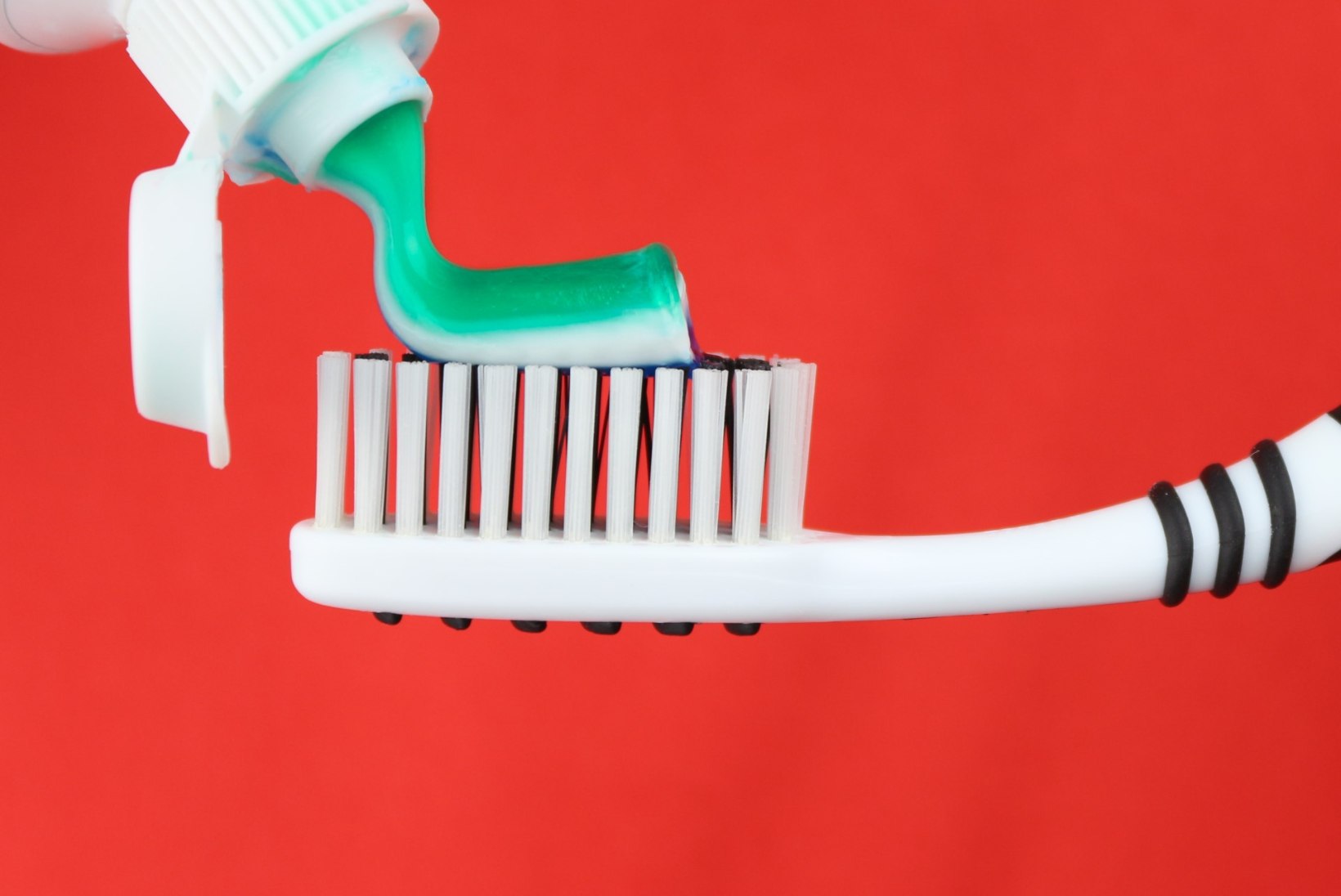 12 võimalust hambapasta kasutamiseks kodus