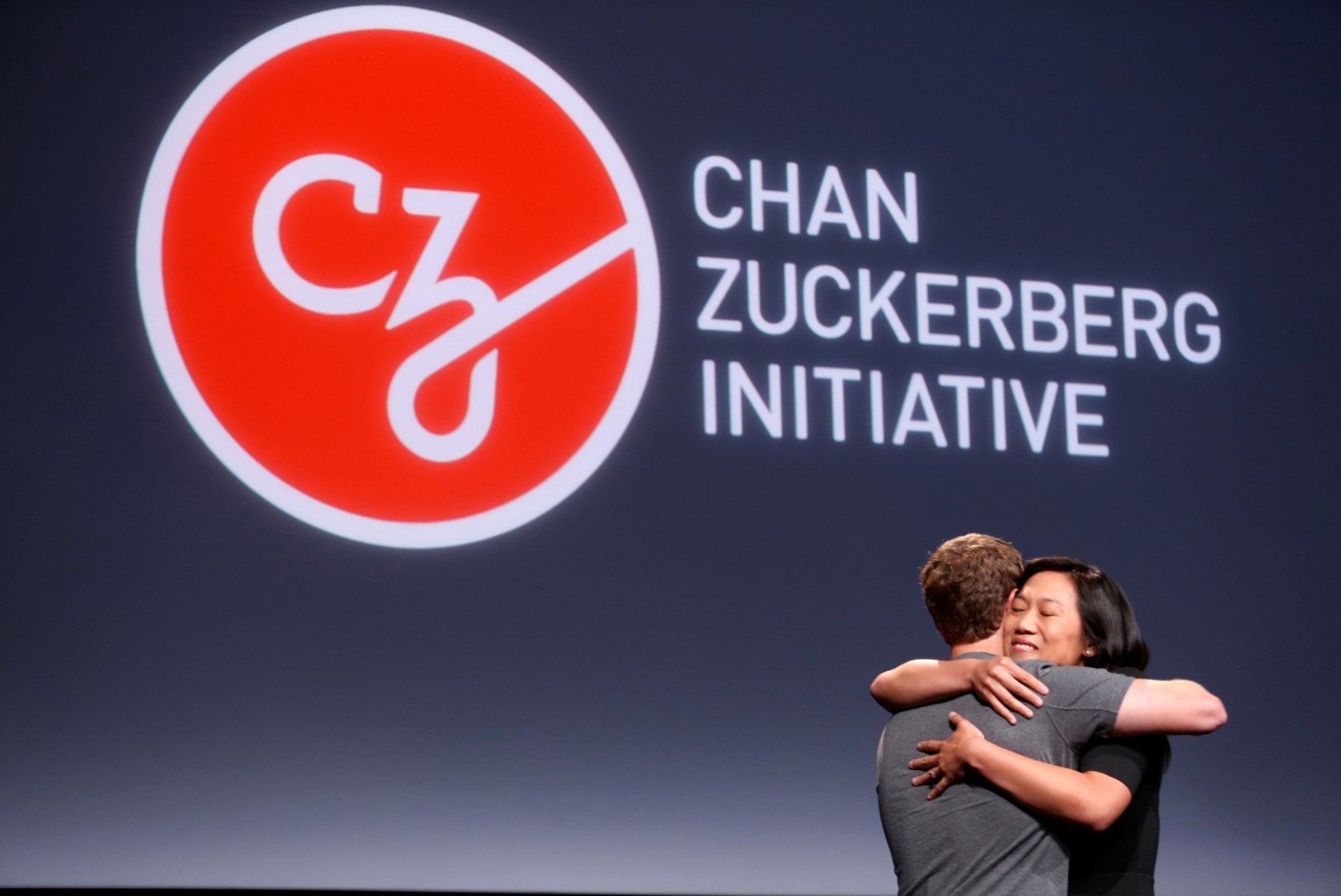 Zuckerberg ja Chan kavatsevad tõrjuda aastaks 2100 kõik haigused