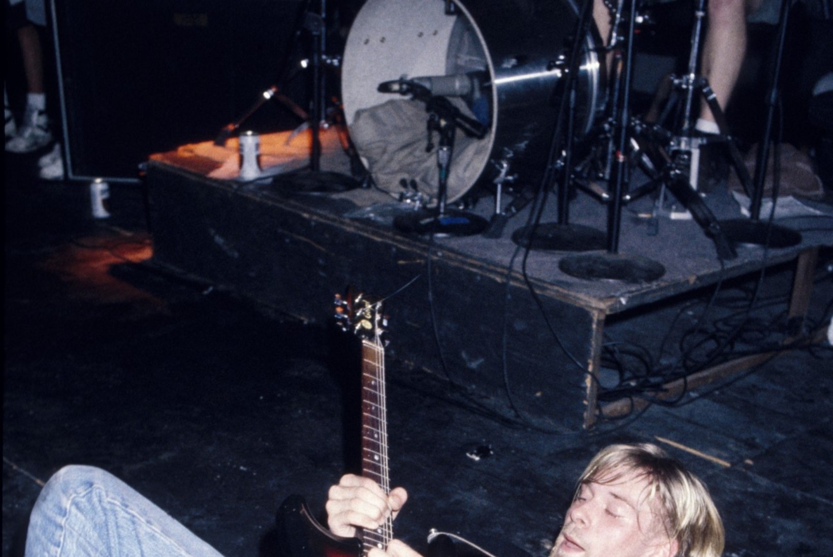 Kuidas superhitt Nirvana liidrilt Kurt Cobainilt eluisu röövis: "Tahaksin keset "Teen Spiritit" kitarri käest visata ja minema marssida." 