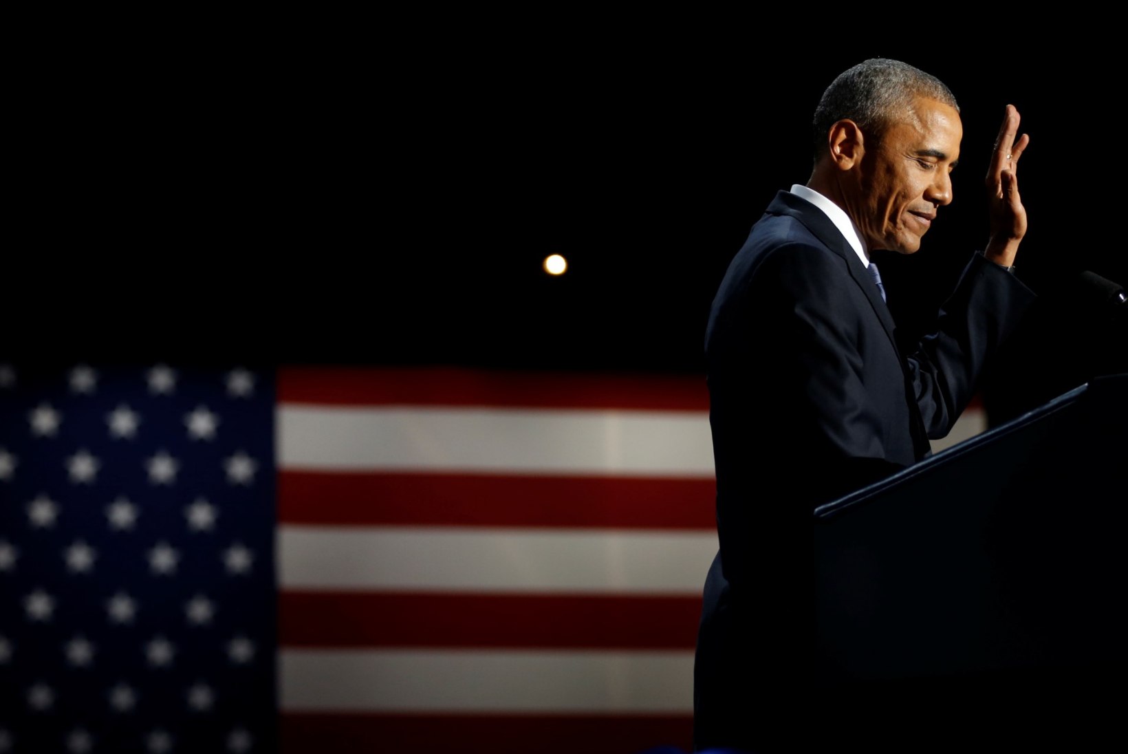 VIDEO | Obama lahkumiskõnes oli pisaraid, huumorit kui ka muret Ameerika pärast