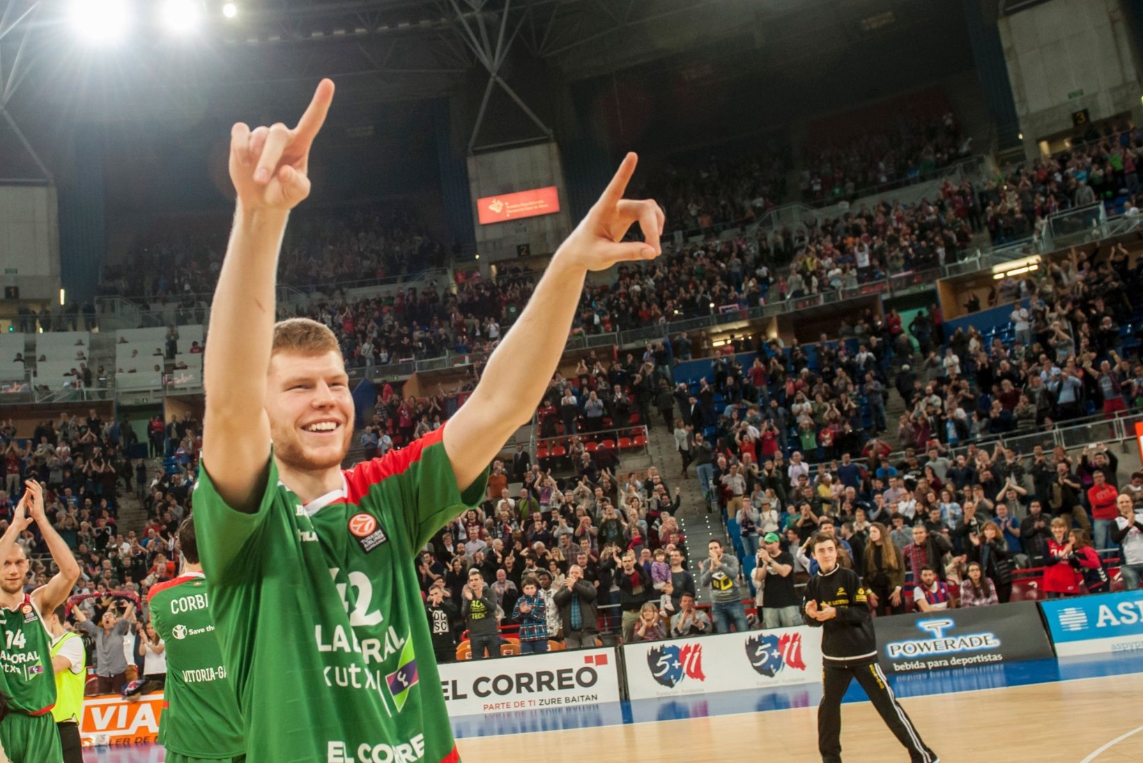 Henry Rull | Üheksa sõrmega Läti korvpallipere ebaõnnesõduri imeline teekond NBAsse
