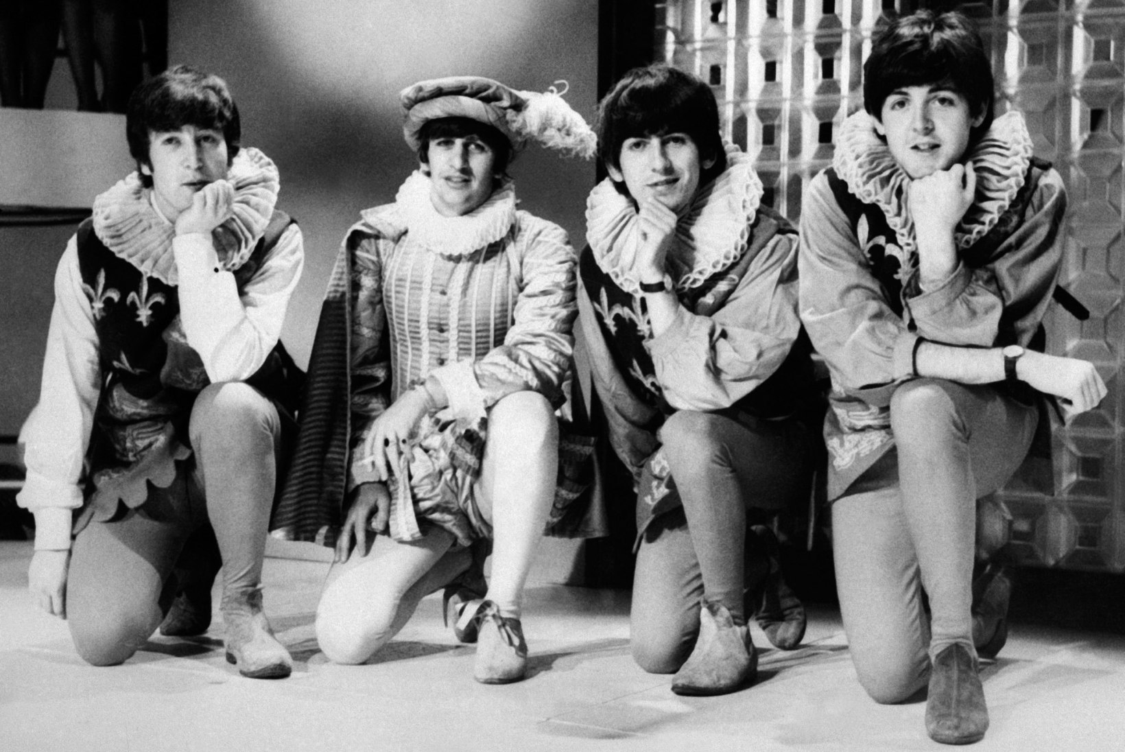 Suri The Beatlesi esimene mänedžer