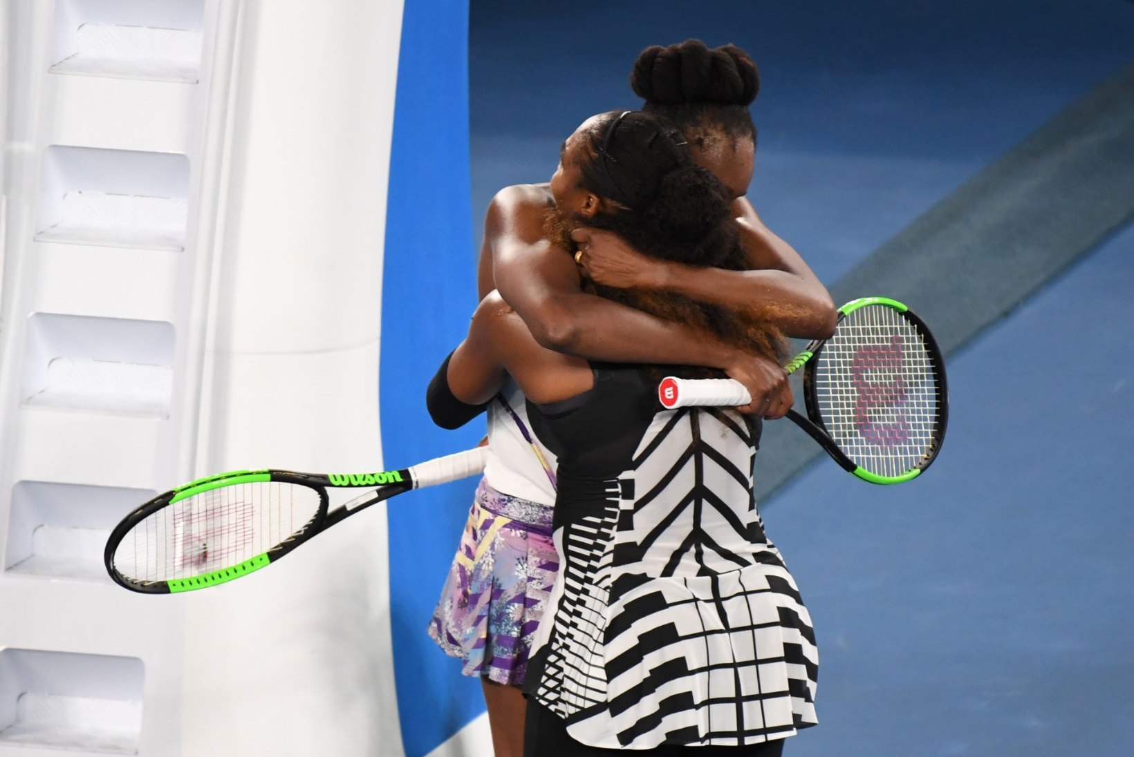 KARUKALLI! Serena Williams alistas õe Venuse ja sai Austraalias juba seitsmenda esikoha!