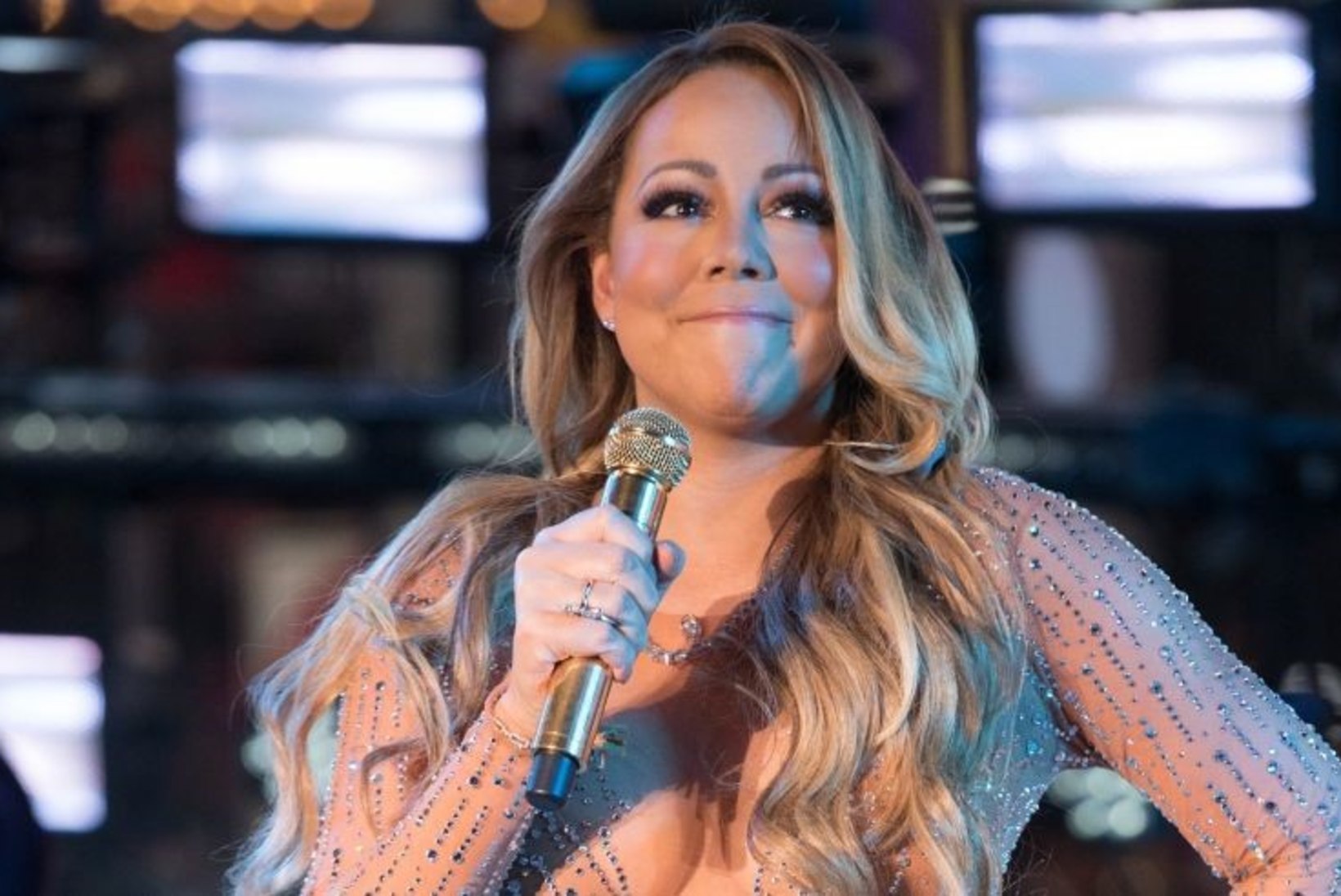 Mariah Carey mänedžer selgitab lörri läinud uusaastaesinemise tagamaid: "Ta oleks pidanud lavalt ära kõndima ja kellelegi mikrofoni pähe viskama!"
